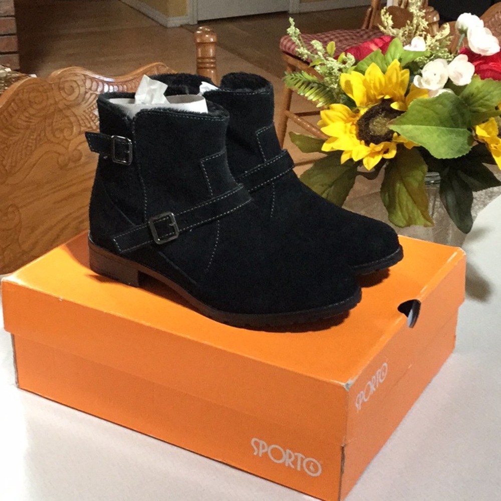 Sporto Emma Black Suede Ankle Boots 7M